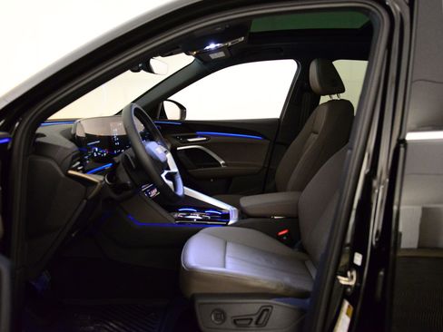 Certified 2025 Audi Q5 Premium w/ Convenience Package image 22