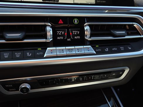 Used 2022 BMW X5 xDrive45e image 37