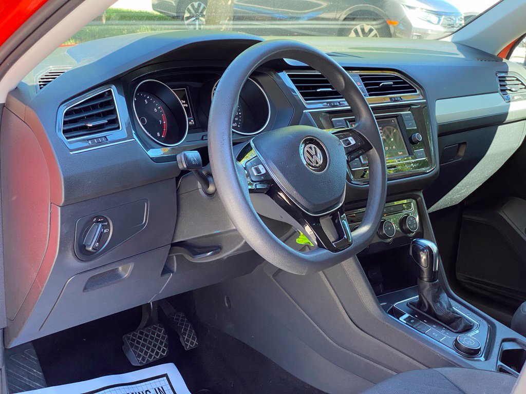 Used 2018 Volkswagen Tiguan S AWD/4WD image 10
