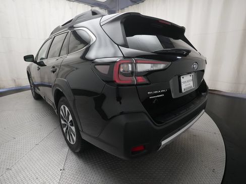 Certified 2025 Subaru Outback Limited AWD/4WD image 36