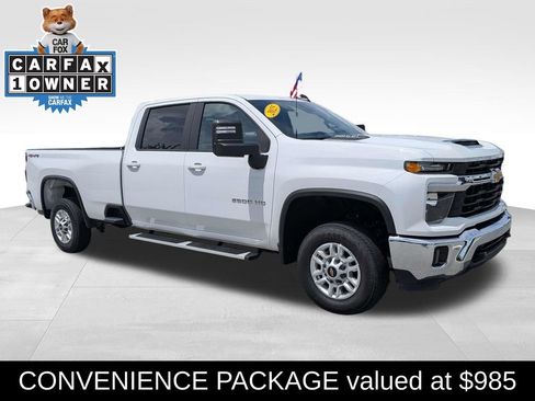 Used 2025 Chevrolet Silverado 2500 LT w/ Convenience Package AWD/4WD image 1