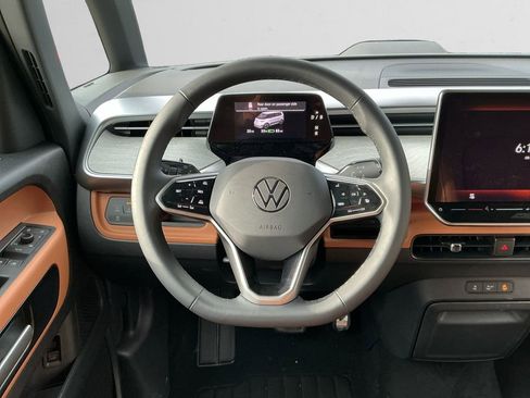 New 2025 Volkswagen ID. Buzz Pro S image 10