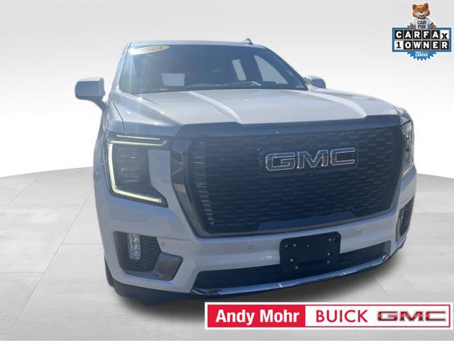 Used 2024 GMC Yukon Denali Ultimate AWD/4WD image 3