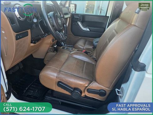 Used 2012 Jeep Wrangler Rubicon w/ PWR Convenience Group image 14