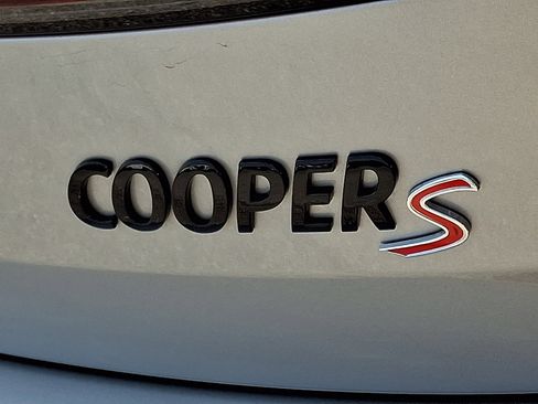 Used 2024 MINI Cooper Clubman S image 31