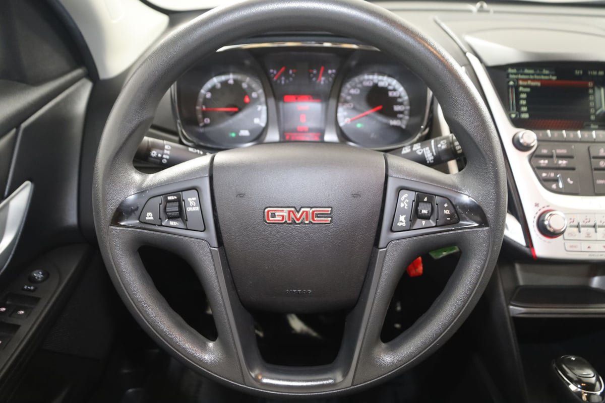 Used 2017 GMC Terrain SLE FWD image 30