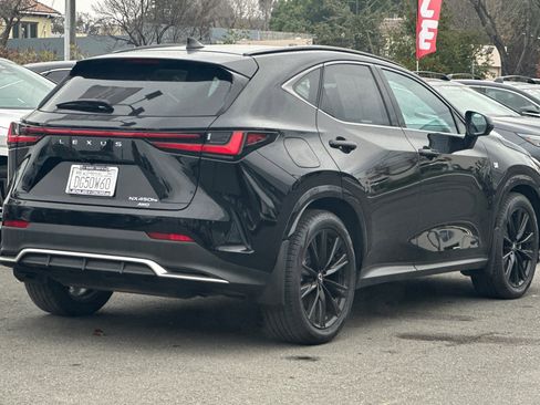 Certified 2024 Lexus NX 450h+ F Sport image 4