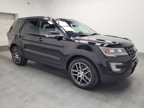 Used 2017 Ford Explorer Sport w/ Equipment Group 401A AWD/4WD image 11