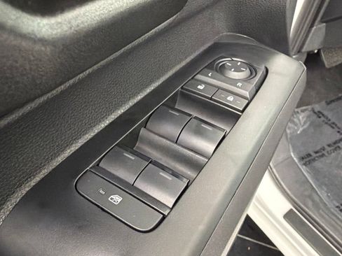 Certified 2026 Toyota Tacoma SR5 AWD/4WD image 20