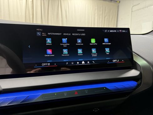 Used 2026 BMW X3 xDrive30 w/ Premium Package image 14