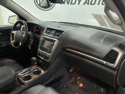 Used 2015 GMC Acadia Denali image 19