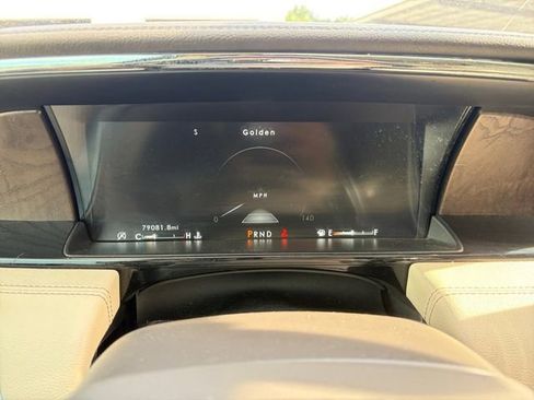 Used 2019 Lincoln Navigator Reserve AWD/4WD image 9