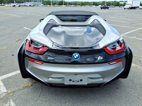 Used 2019 BMW i8 Roadster AWD/4WD image 5