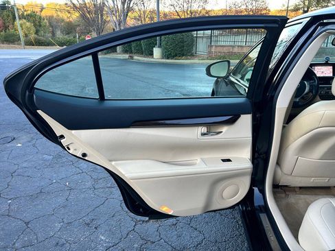 Used 2014 Lexus ES 350 image 31