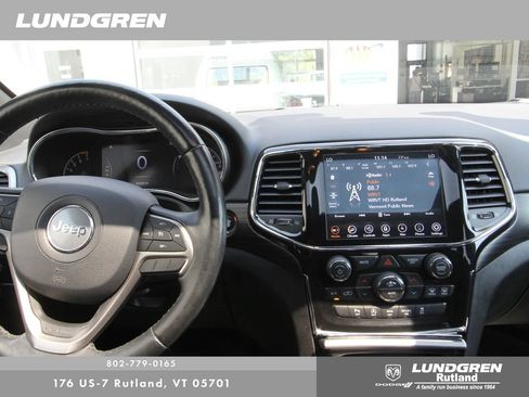 Used 2021 Jeep Grand Cherokee Laredo X AWD/4WD image 19
