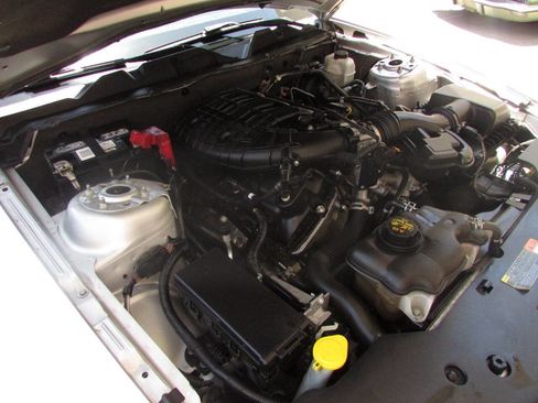 Used 2012 Ford Mustang Coupe image 24