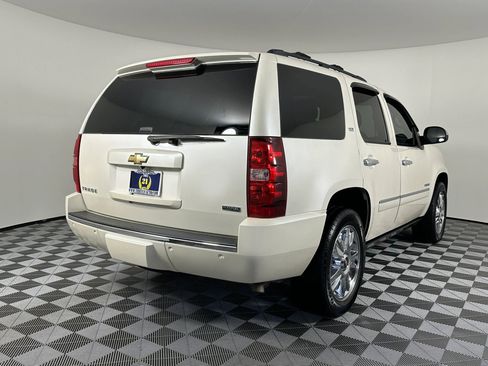 Used 2010 Chevrolet Tahoe LTZ image 9