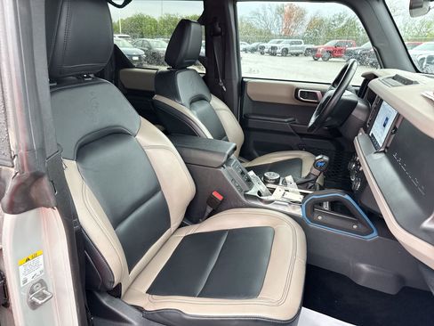 Used 2024 Ford Bronco Wildtrak AWD/4WD image 24