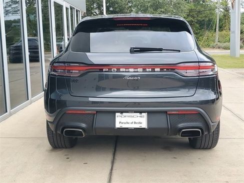 Used 2024 Porsche Macan w/ Premium Plus Package image 10