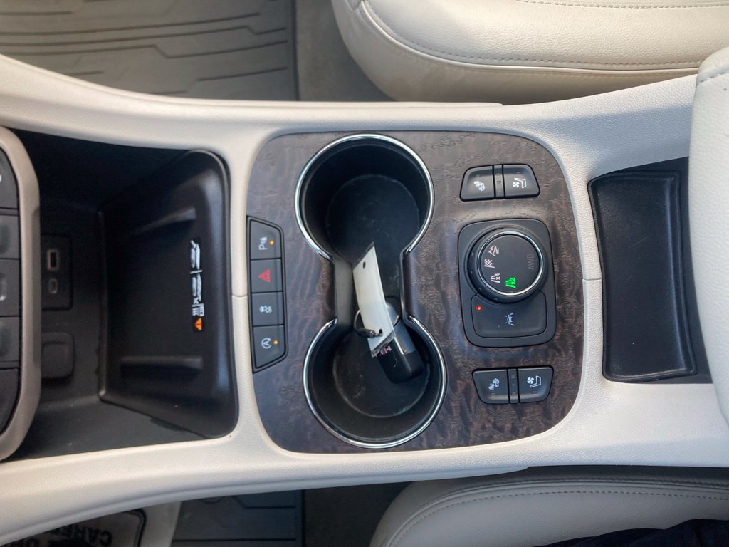 Certified 2023 GMC Acadia Denali AWD/4WD image 32