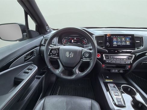 Used 2024 Honda Passport Black Edition image 22