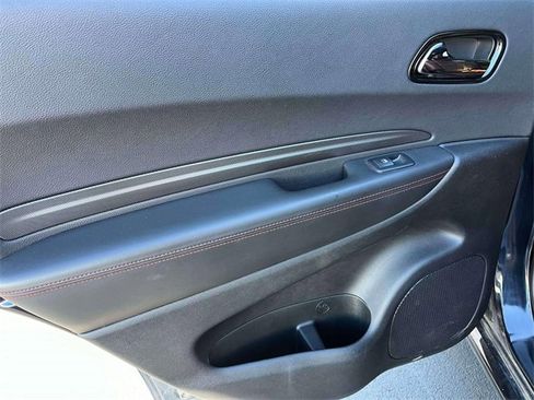 Used 2024 Dodge Durango GT image 17