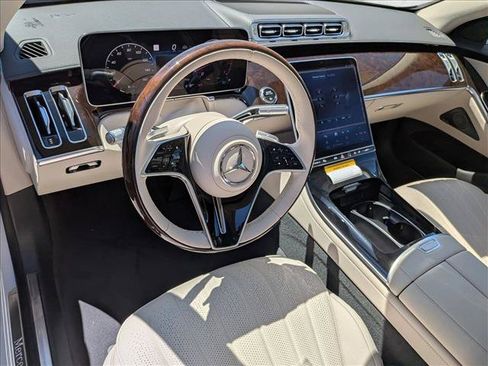 New 2026 Mercedes-Benz S 500 4MATIC image 3