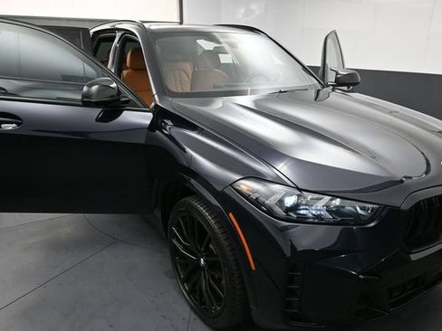 Used 2024 BMW X5 M60i AWD/4WD image 31
