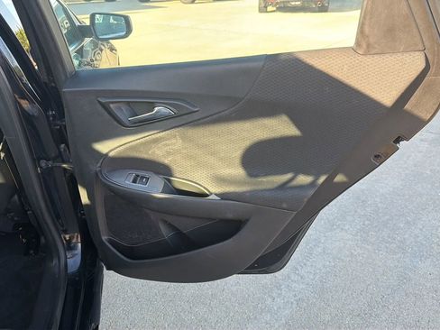 Used 2020 Chevrolet Malibu LT FWD image 58
