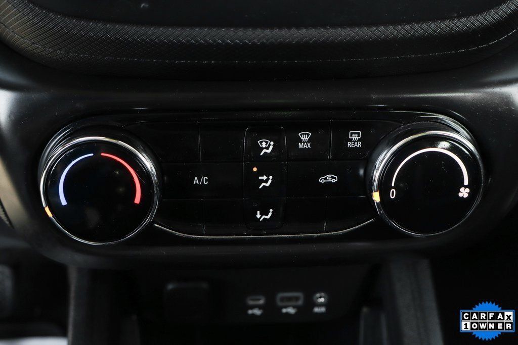 Used 2023 Chevrolet TrailBlazer LS AWD/4WD image 30
