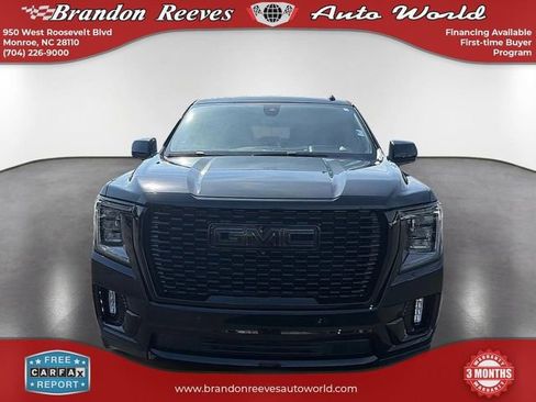 Used 2021 GMC Yukon Denali w/ Denali Premium Package AWD/4WD image 2