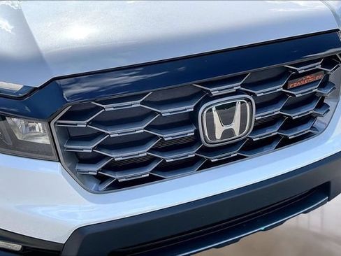 Used 2024 Honda Passport TrailSport image 29
