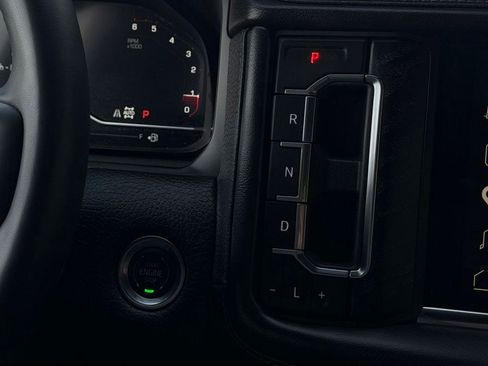 Used 2024 GMC Yukon Denali AWD/4WD image 17