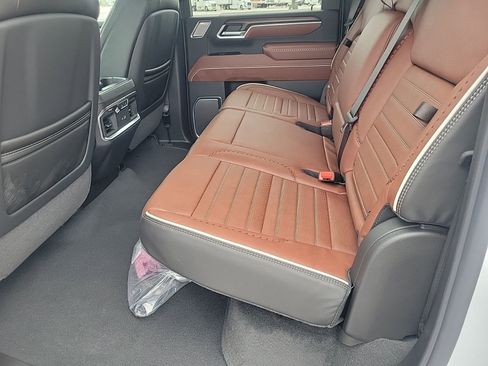 New 2026 GMC Sierra 2500 Denali Ultimate w/ Max Trailering Package image 12