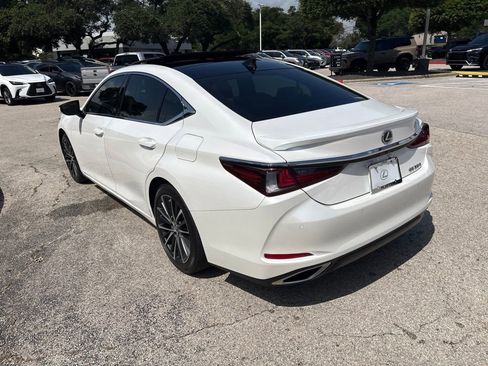 Used 2023 Lexus ES 350 w/ Premium Package FWD image 3
