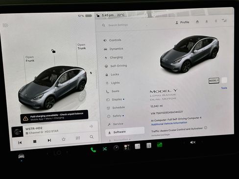 Used 2025 Tesla Model Y Long Range AWD/4WD image 17