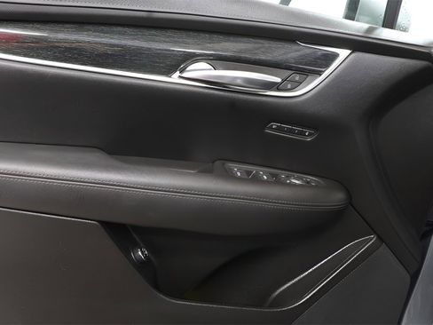 Used 2021 Cadillac XT5 Premium Luxury image 22