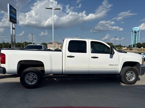 Used 2007 Chevrolet Silverado 2500 LT w/ 1LT Convenience Package RWD image 6