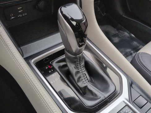 Used 2019 Subaru Forester Limited w/ Popular Package #3 image 34