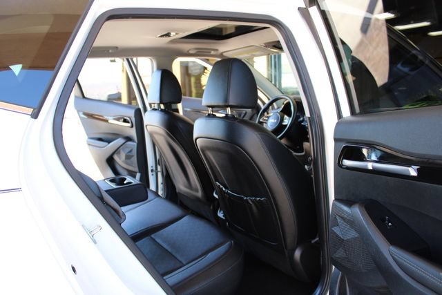 Used 2023 Kia Seltos EX AWD/4WD image 25