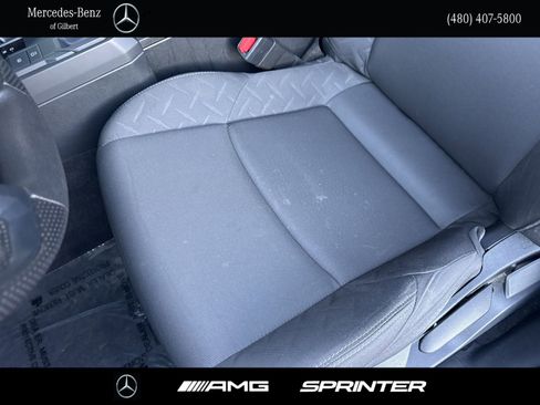 Used 2025 Toyota Tacoma SR image 15