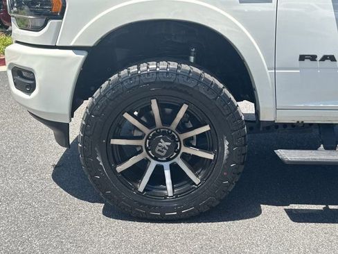 Used 2022 RAM 2500 Limited w/ Night Edition AWD/4WD image 15