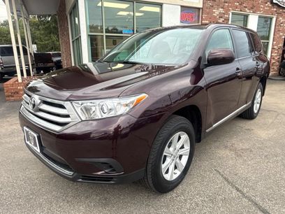 Used 2013 Toyota Highlander FWD w/ Cold Weather Pkg