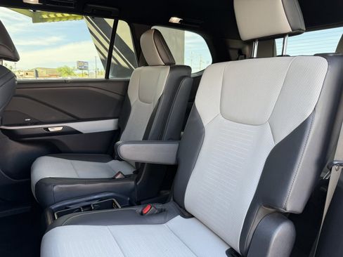 Used 2024 Lexus TX 500h AWD image 35