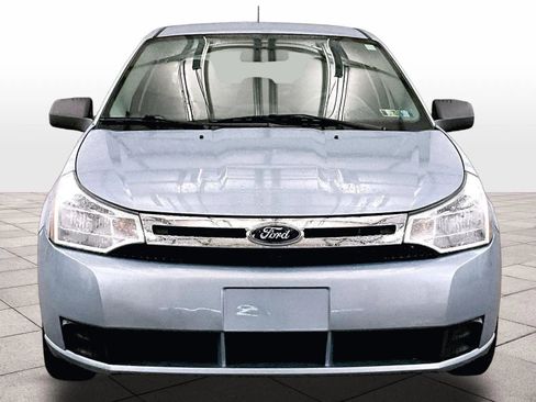 Used 2009 Ford Focus SE FWD image 3