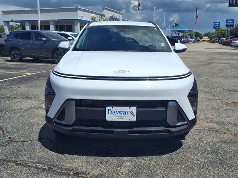 Used 2025 Hyundai Kona SEL AWD/4WD image 5