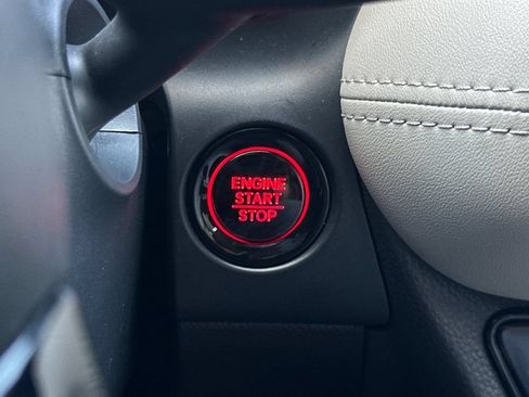 Certified 2026 Honda HR-V LX image 24
