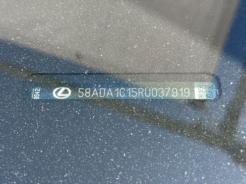 Used 2024 Lexus ES 300h w/ Premium Package FWD image 2