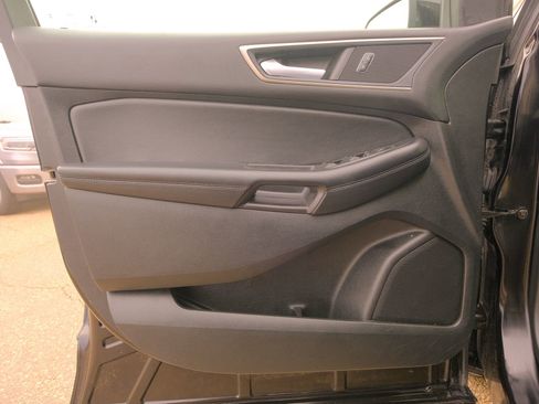 Used 2022 Ford Edge SEL image 23