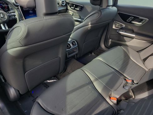 Used 2026 Mercedes-Benz C 300 Sedan image 14